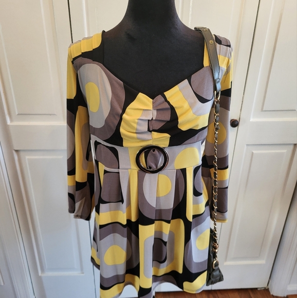 new directions Tops - Vintage, y2k,Geometric Yellow and Gray Babydoll Silver Buckle XL Retro Twee